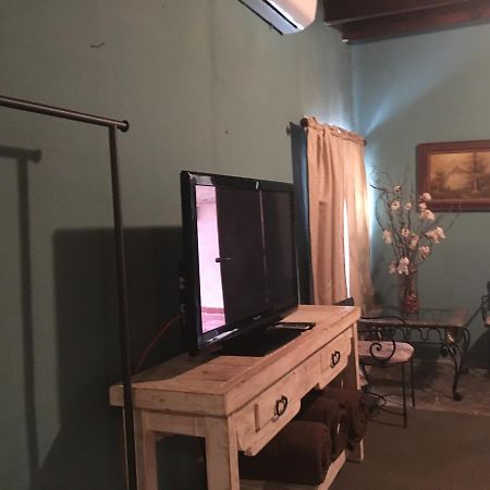Hostal Dona Carlota Hotel Cuatrociénegas de Carranza 外观 照片