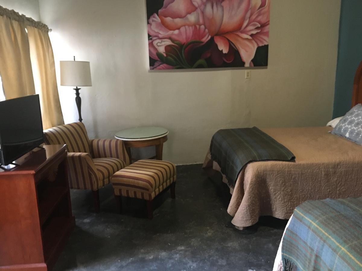 Hostal Dona Carlota Hotel Cuatrociénegas de Carranza 外观 照片